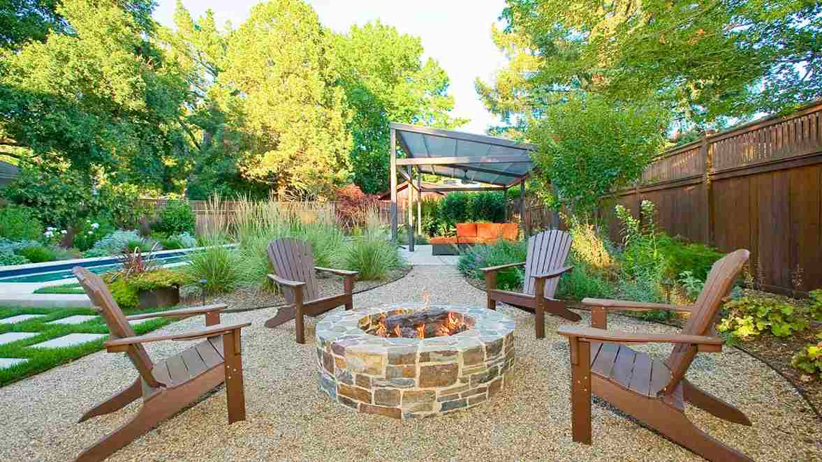 17 Unique Pea Gravel Patio Edging Ideas to Revolutionise Your Backyard