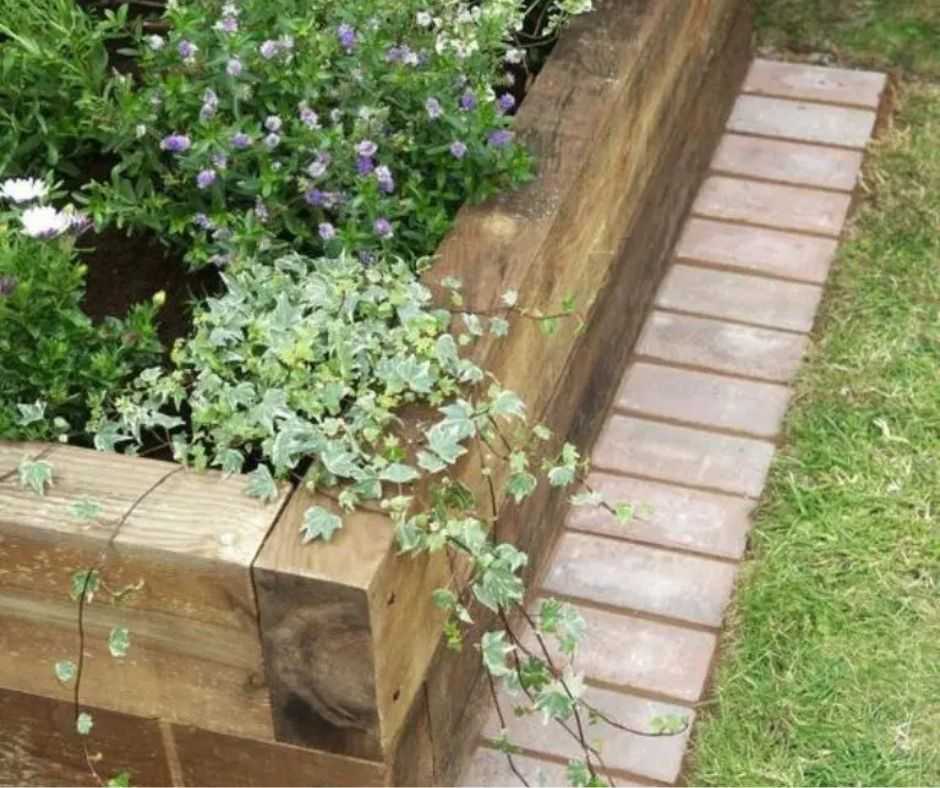 Reclaimed Wood Edge