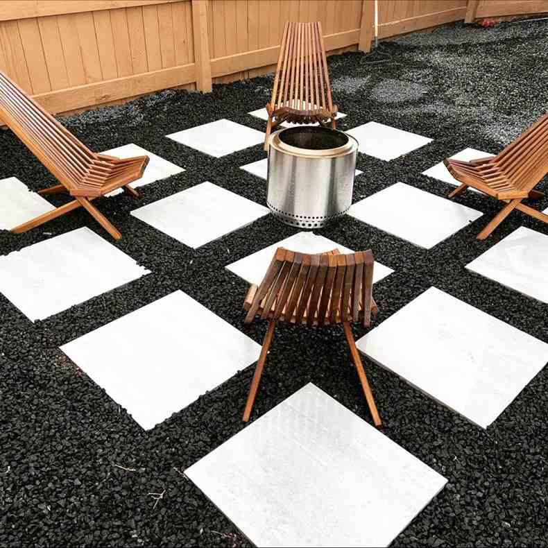 add-furniture-and-finishing-touches 