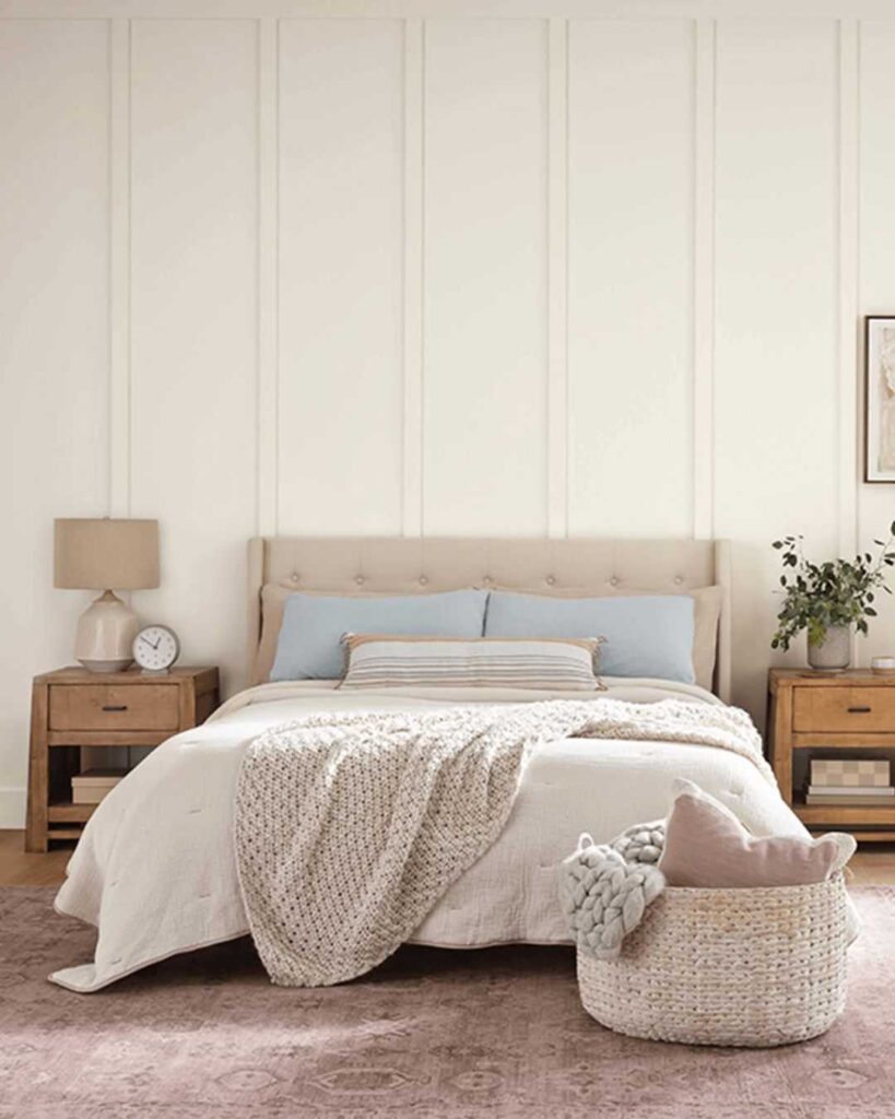 An Image of Sherwin Williams Alabaster Bedroom