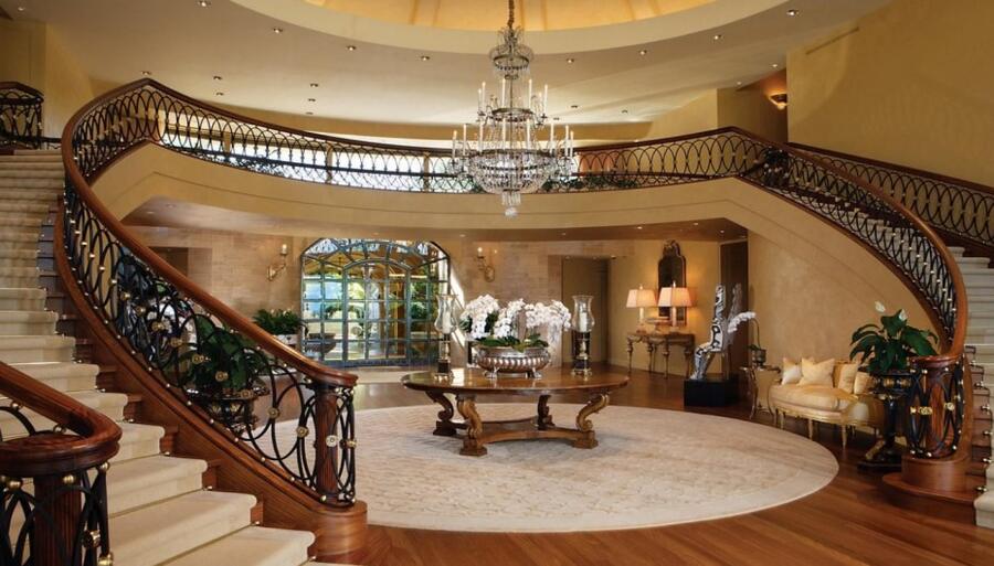 Jami gertz malibu house foyer