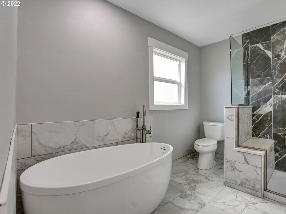 Agreeable Grey in bathrooms