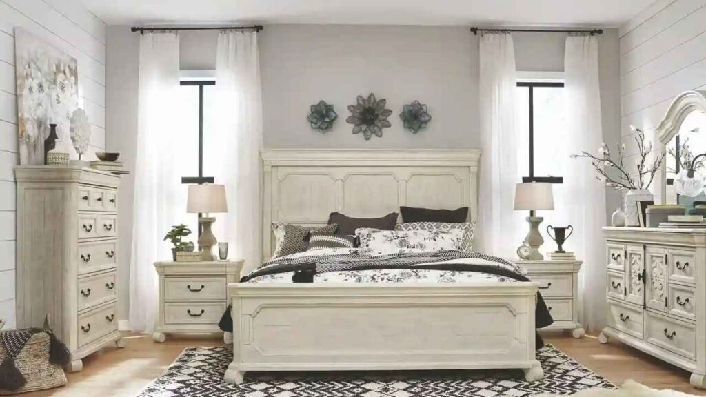 Alabaster in bedrooms is best