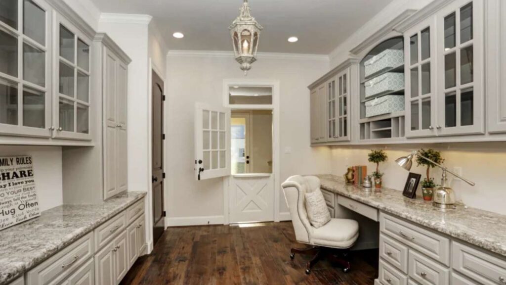 Eider White in kitchen