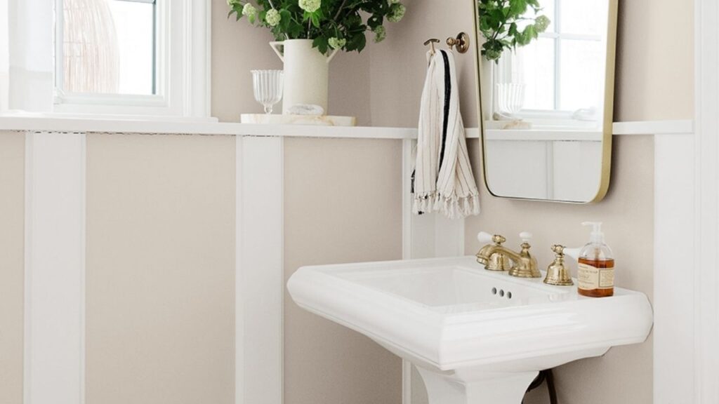 Pale Oak in bathroom