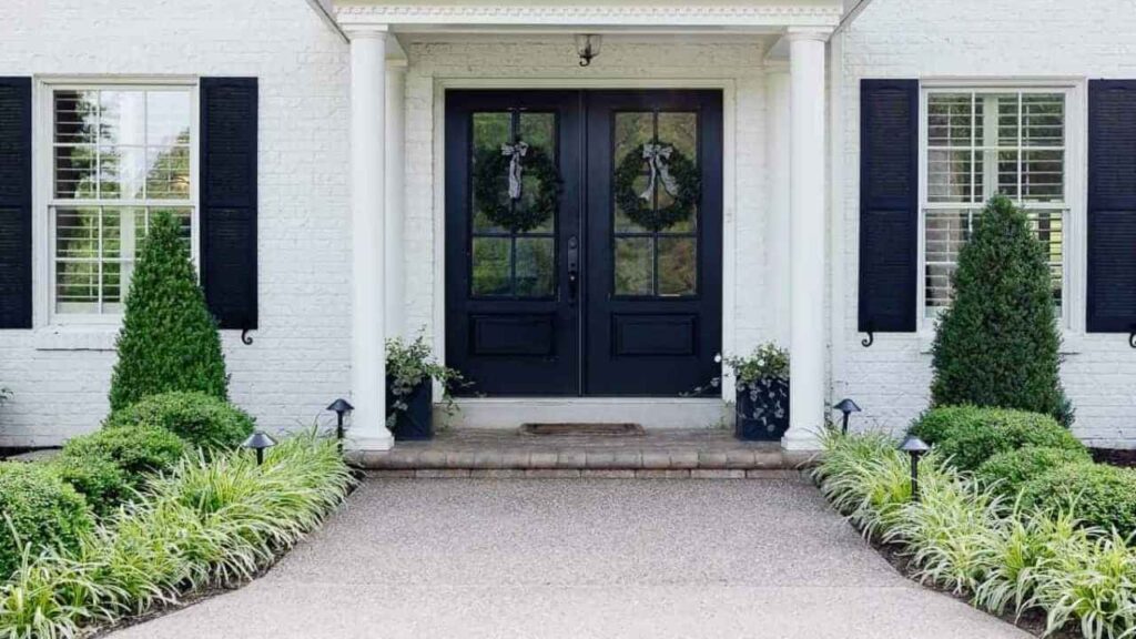 Simply White on exteriors